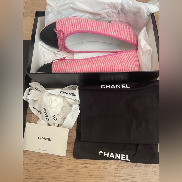 Chanel Ballerina Flats - Picture 4 of 5